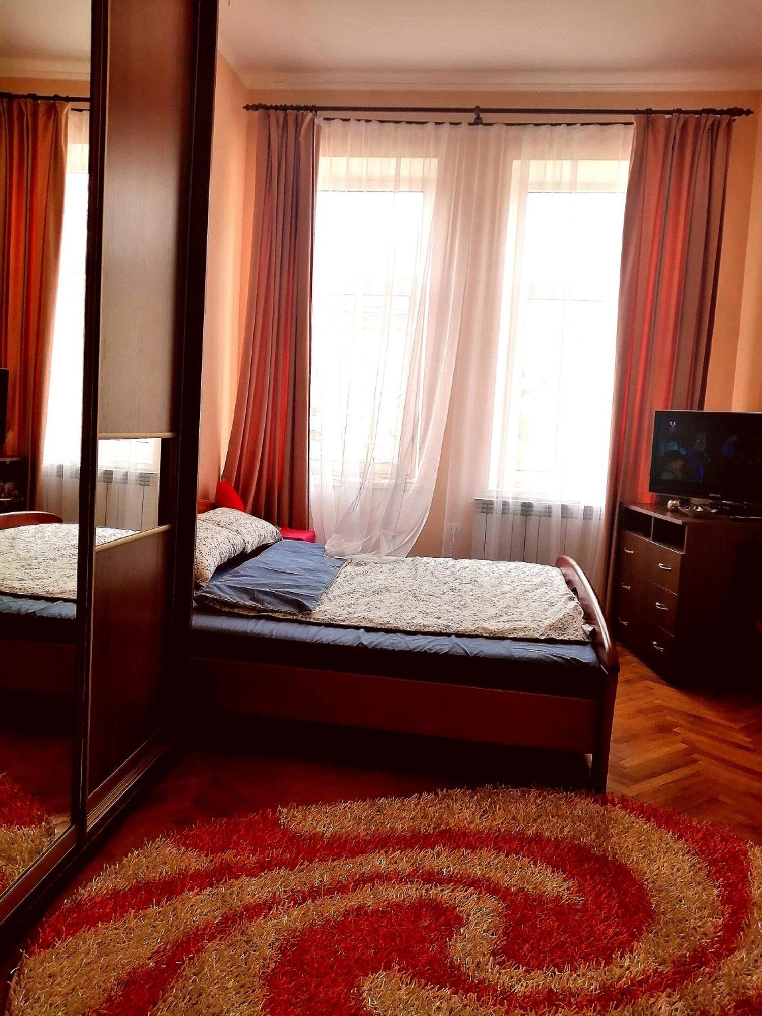 Апартаменты Flat On Sheptytskykh Львов Экстерьер фото