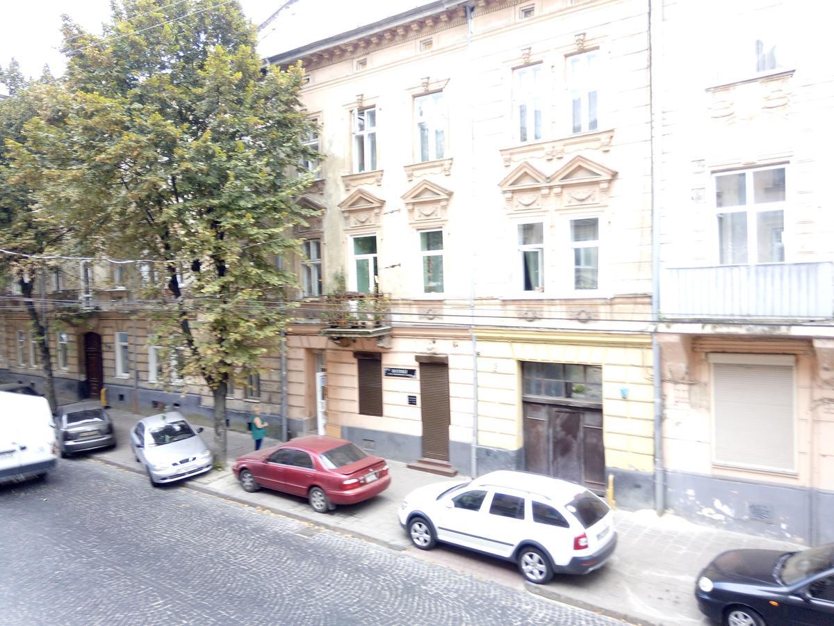 Апартаменты Flat On Sheptytskykh Львов Экстерьер фото